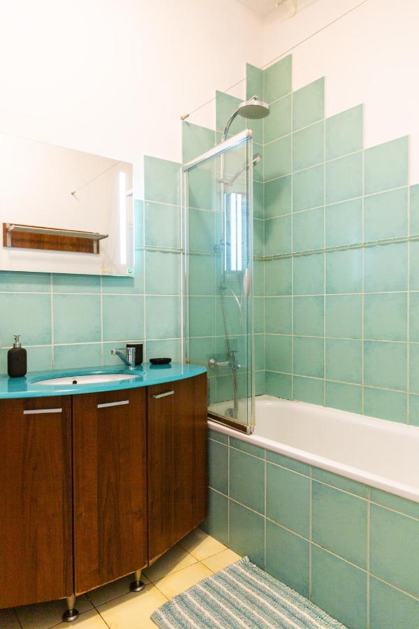 Apartment Ten Варшава Екстериор снимка