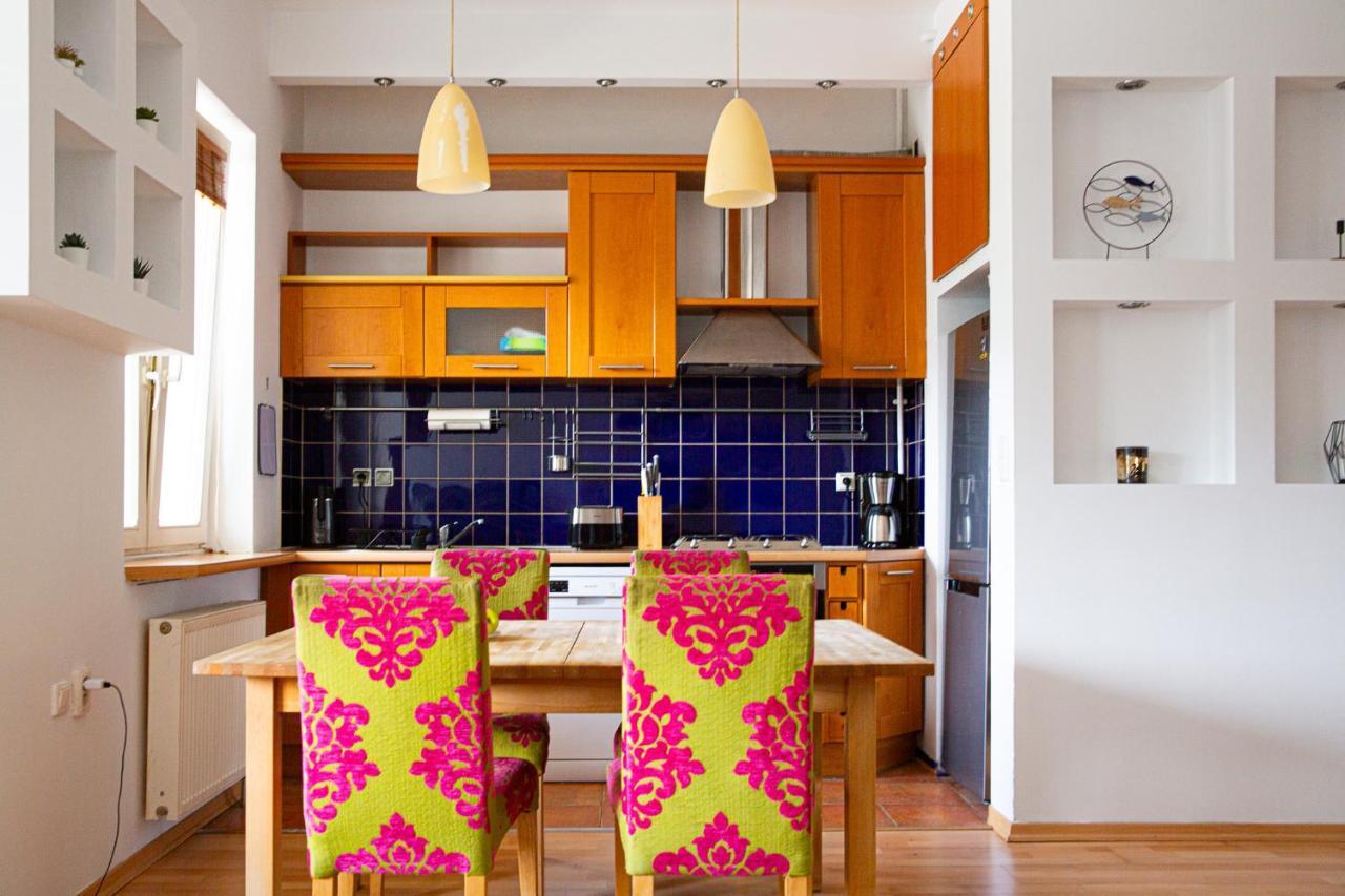 Apartment Ten Варшава Екстериор снимка
